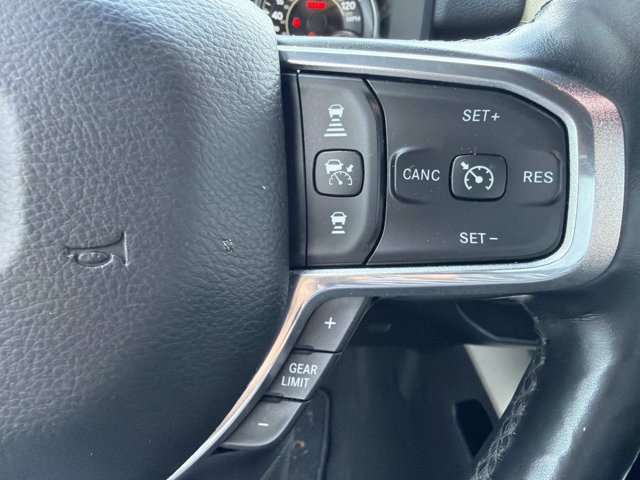 Used 2019 RAM 1500 Laramie AWD/4WD image 29