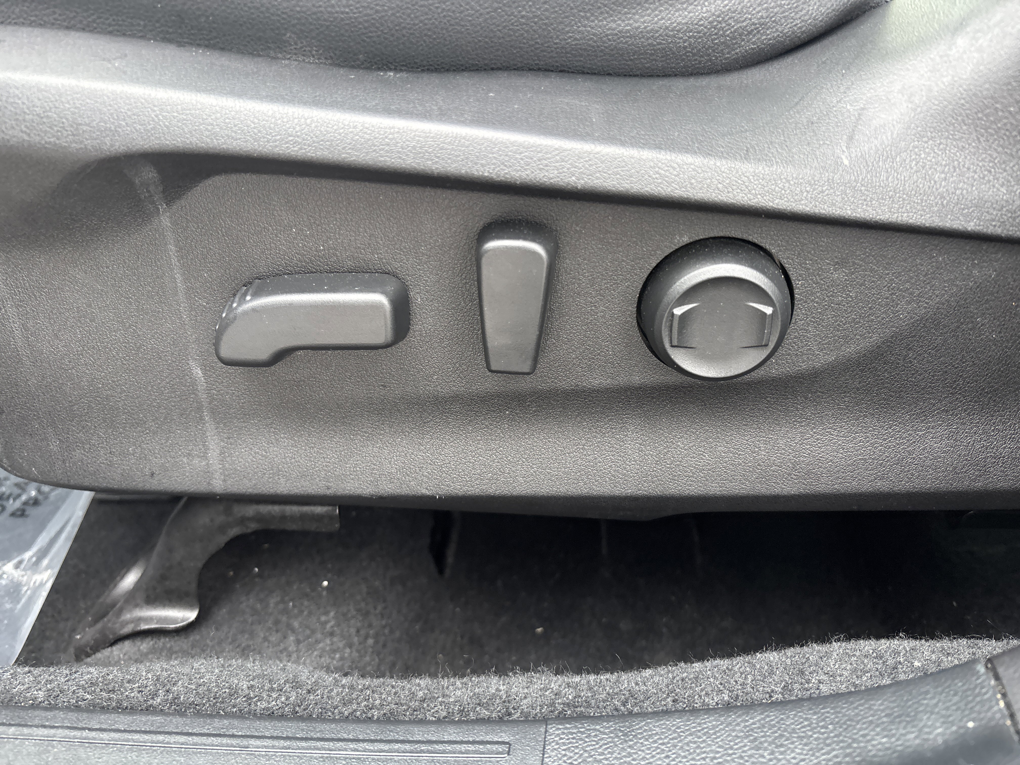 Used 2020 Subaru Forester Premium image 19