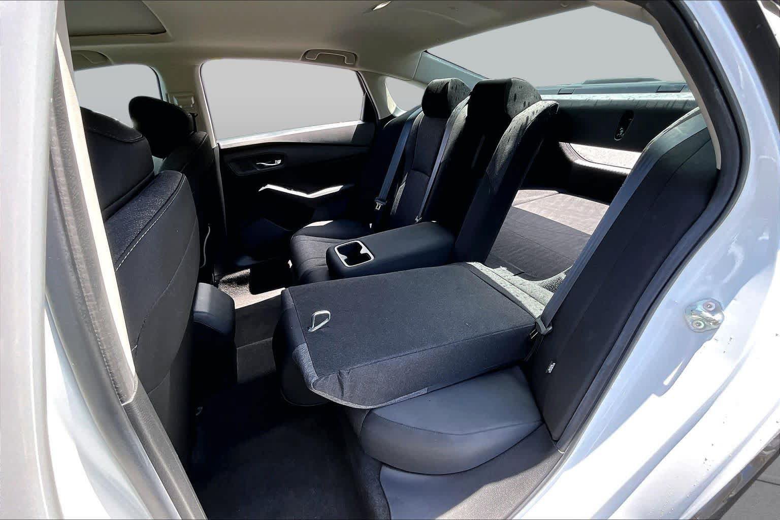 Used 2024 Honda Accord EX image 19