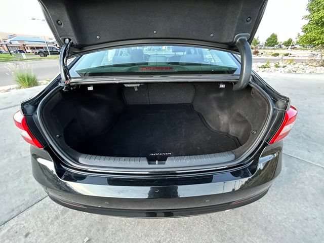 Used 2016 Hyundai Sonata Limited w/ Option Group 05 FWD image 30