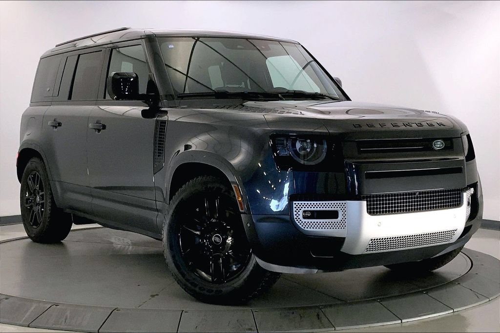 Used 2024 Land Rover Defender 110 S AWD/4WD image 32