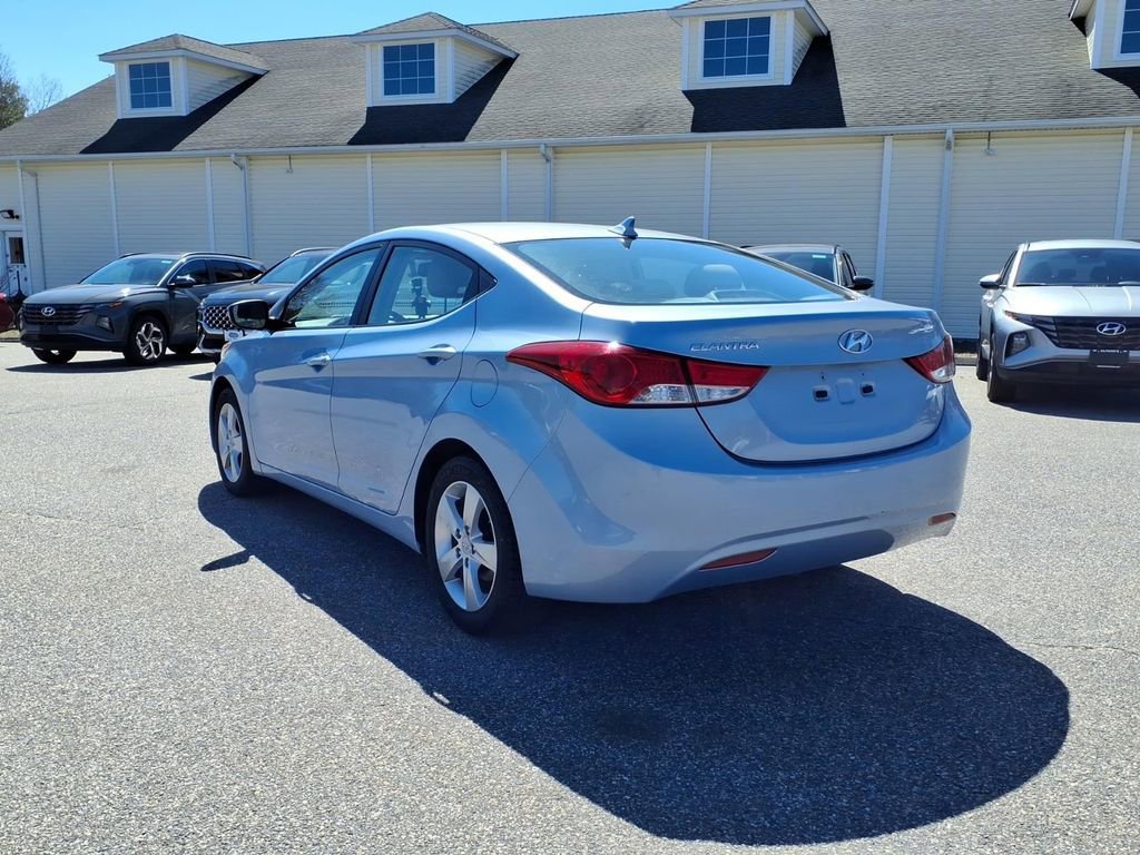 Used 2013 Hyundai Elantra GLS w/ Preferred Pkg image 5