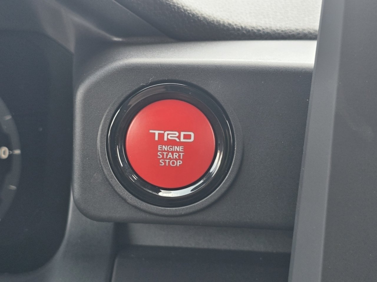 New 2026 Toyota Tacoma TRD Off-Road AWD/4WD image 32