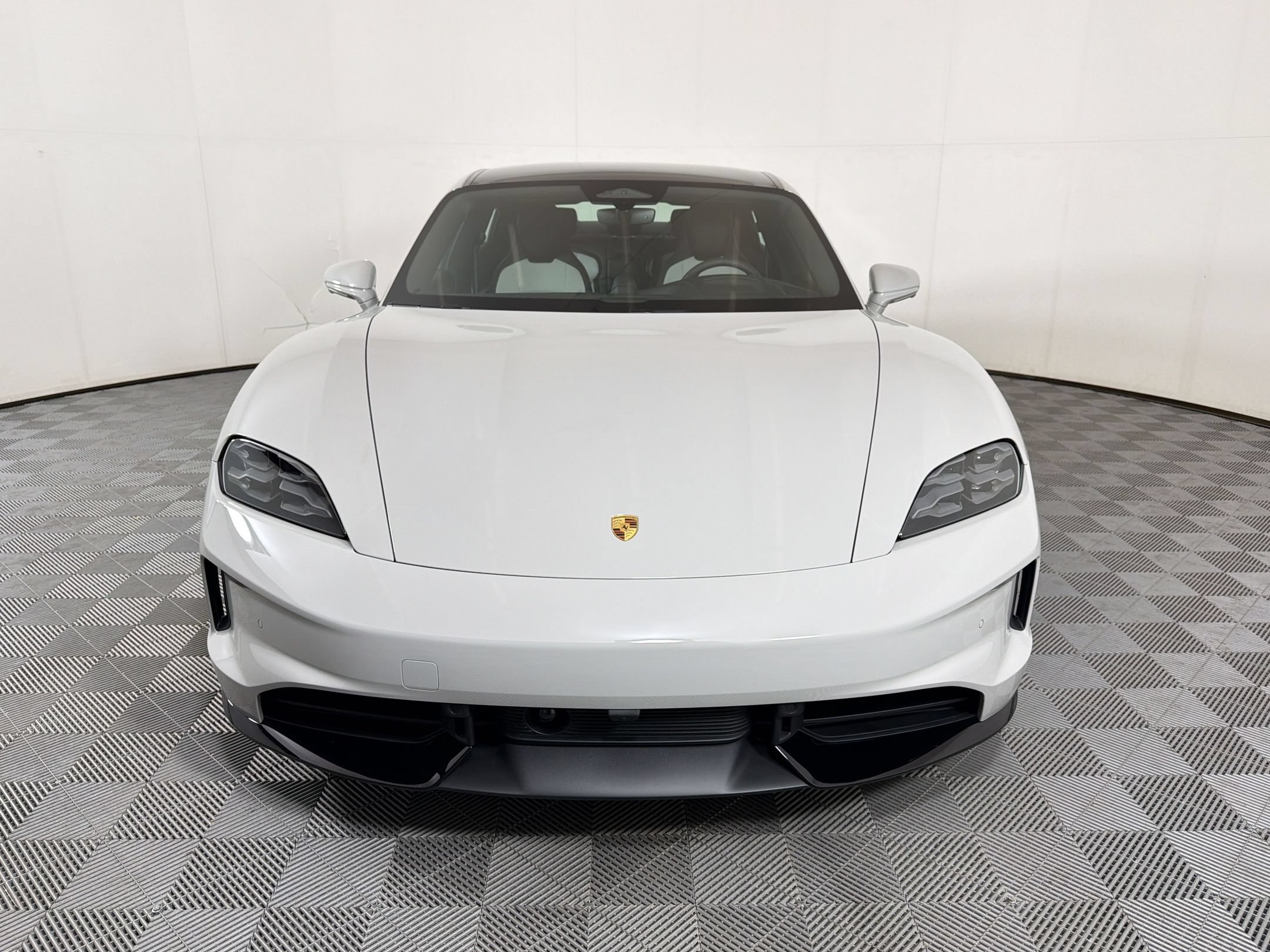 New 2026 Porsche Taycan AWD/4WD image 7