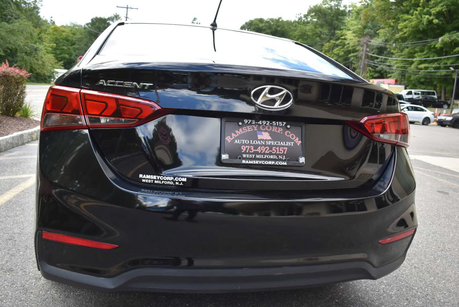 Used 2020 Hyundai Accent SE FWD image 45