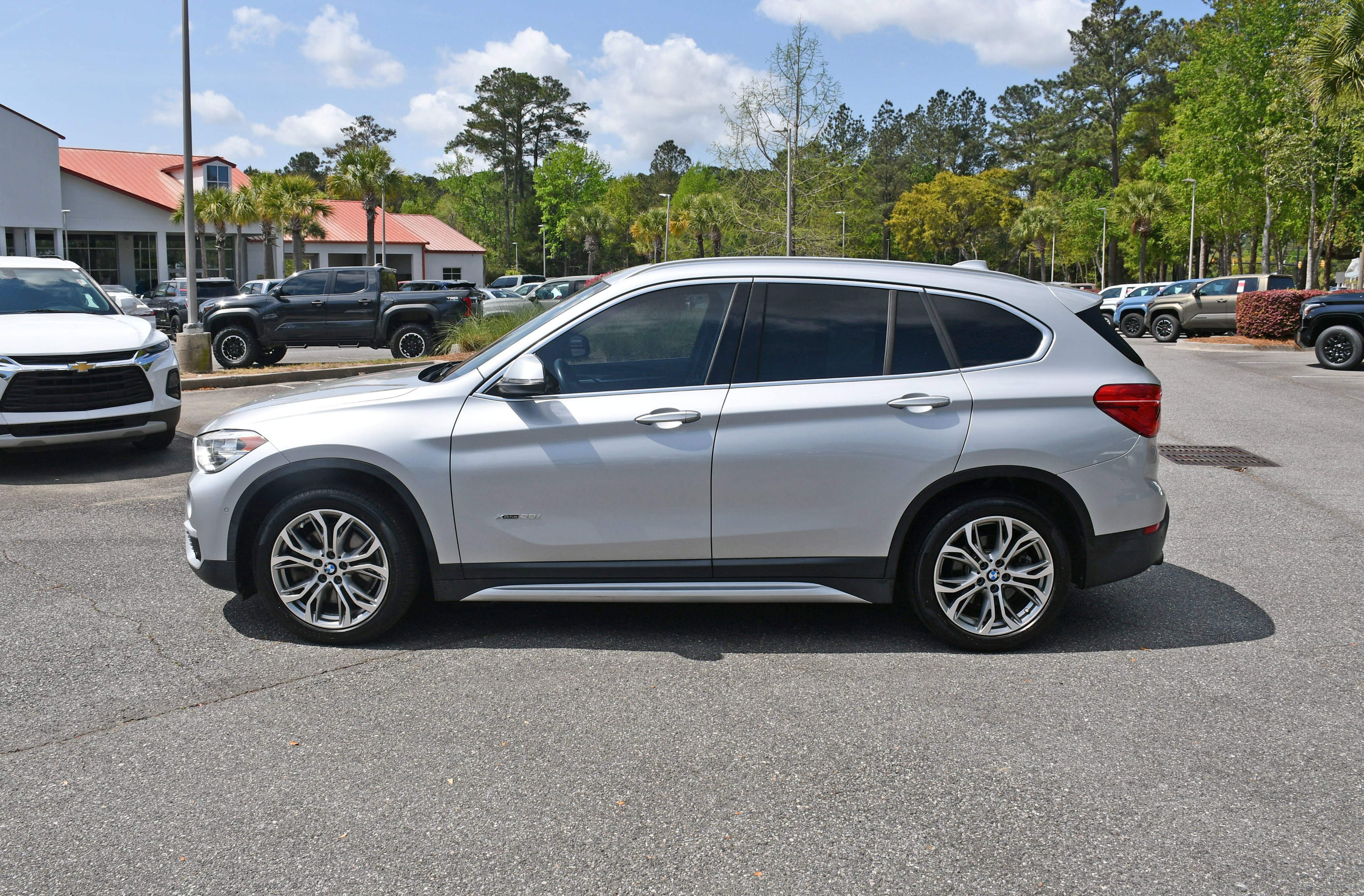 Used 2016 BMW X1 xDrive28i image 2