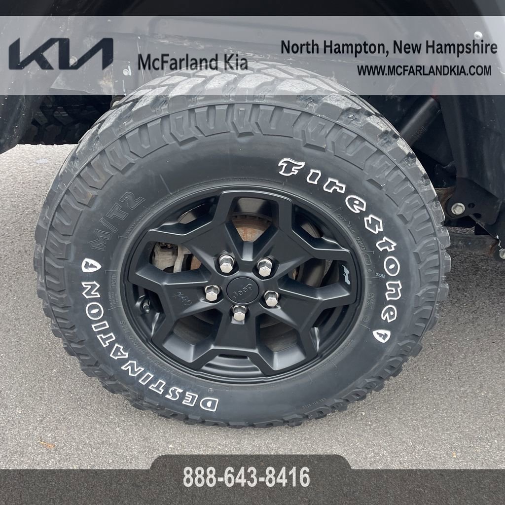 Used 2021 Jeep Gladiator Willys image 43