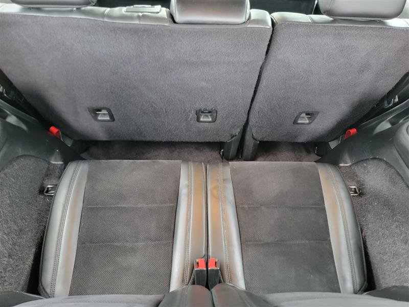 Used 2018 Dodge Durango GT image 19