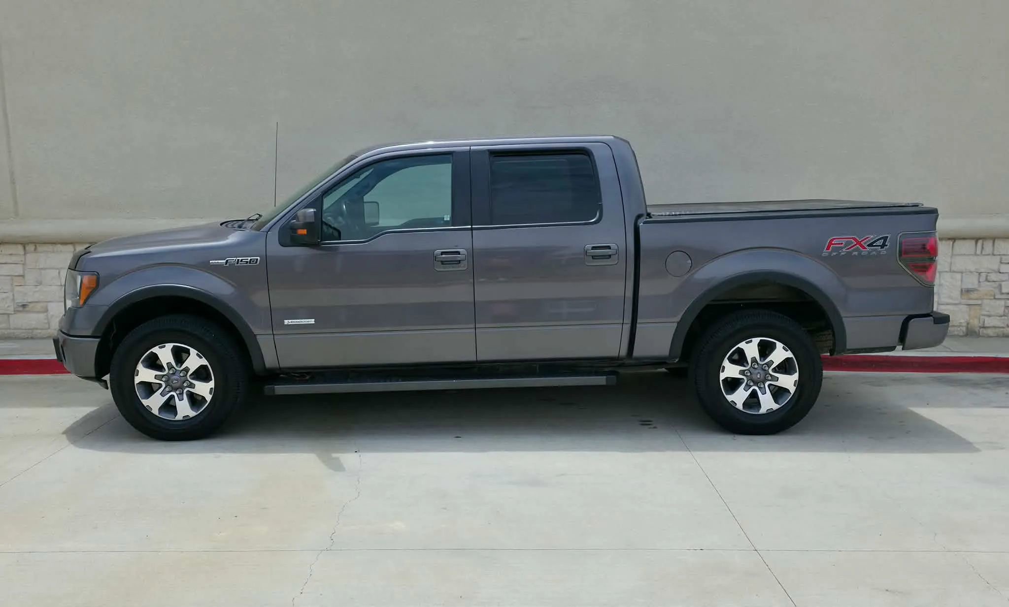 Used 2012 Ford F150 FX4 w/ FX Luxury Pkg AWD/4WD image 6