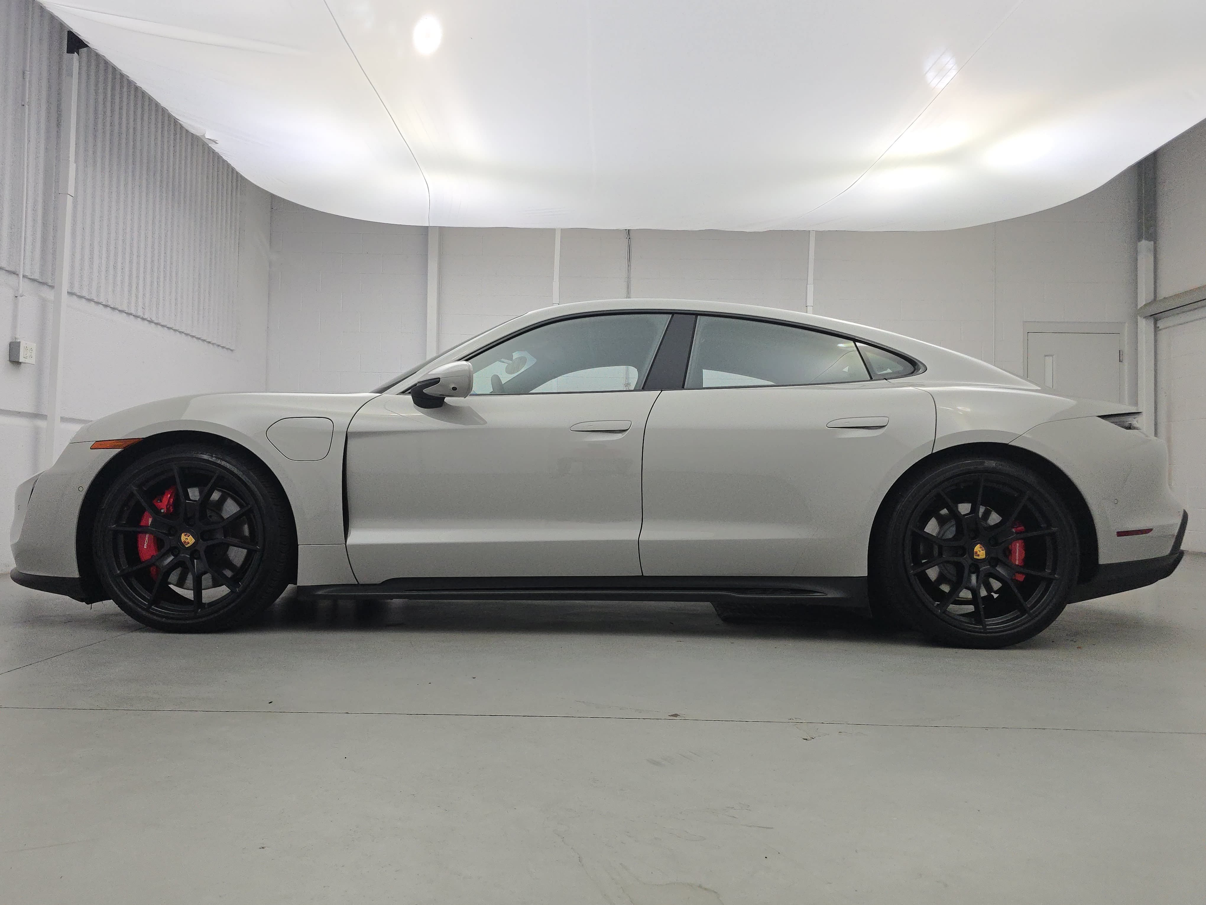 Certified 2024 Porsche Taycan GTS AWD/4WD image 2