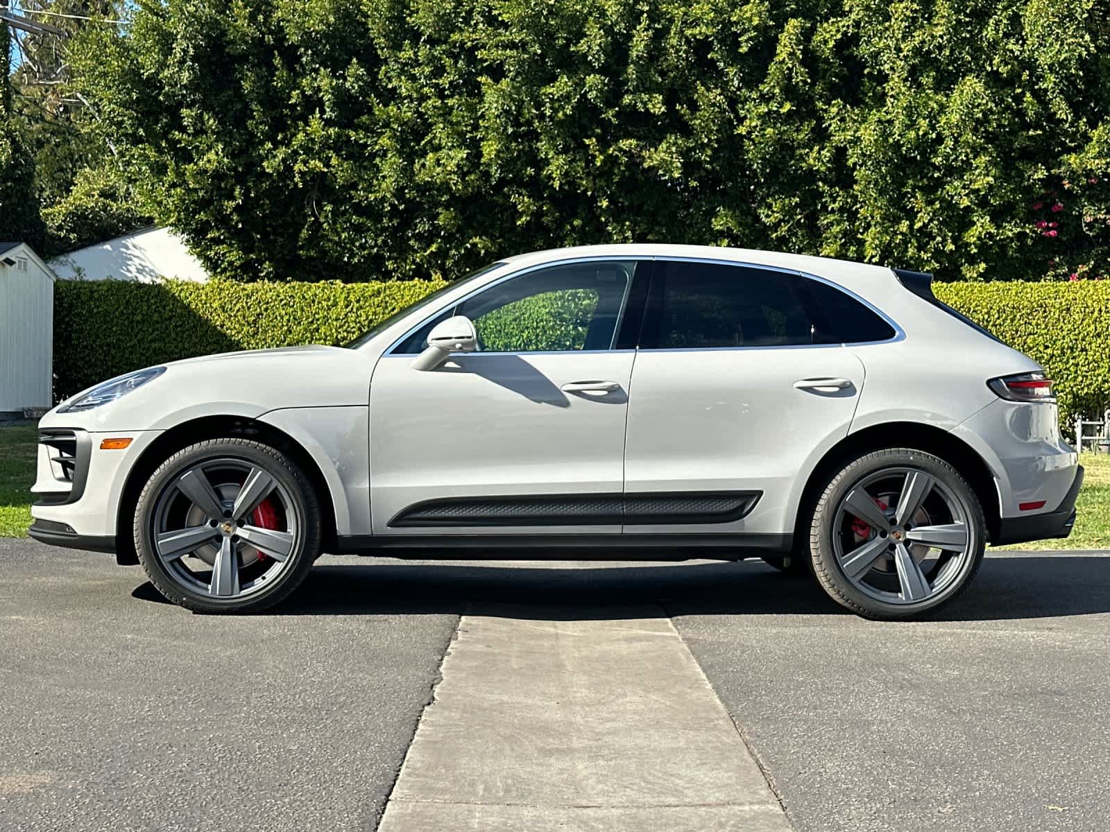 New 2026 Porsche Macan S AWD/4WD image 2