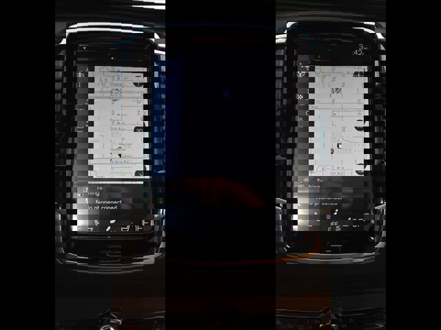 Used 2017 Volvo XC90 T8 Inscription w/ Luxury Package image 10