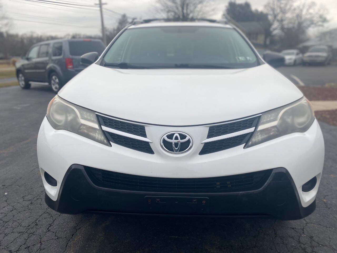 Used 2013 Toyota RAV4 LE image 4