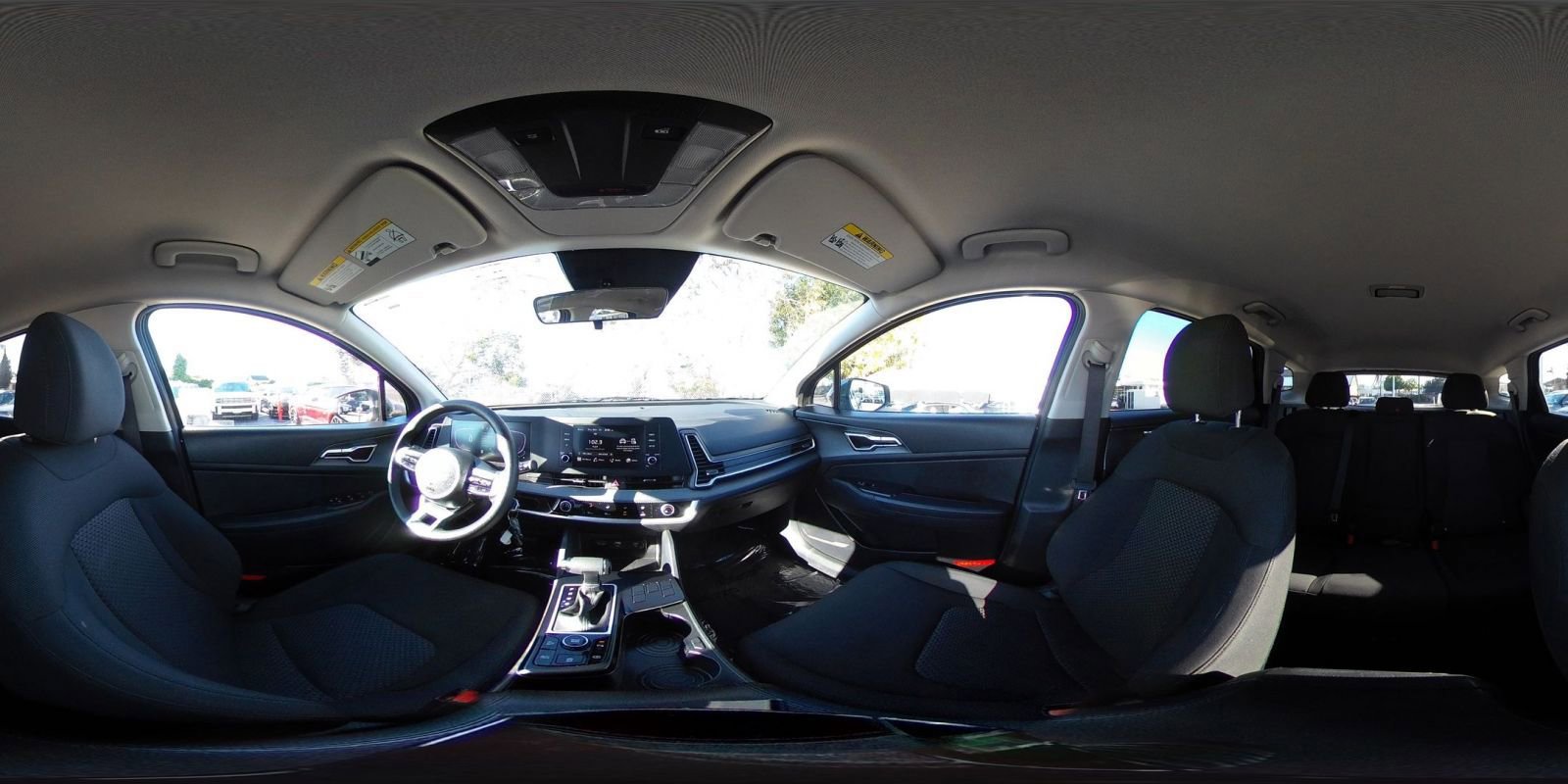 Used 2025 Kia Sportage LX image 42