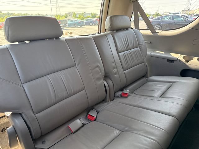 Used 2005 Toyota Sequoia Limited AWD/4WD image 16