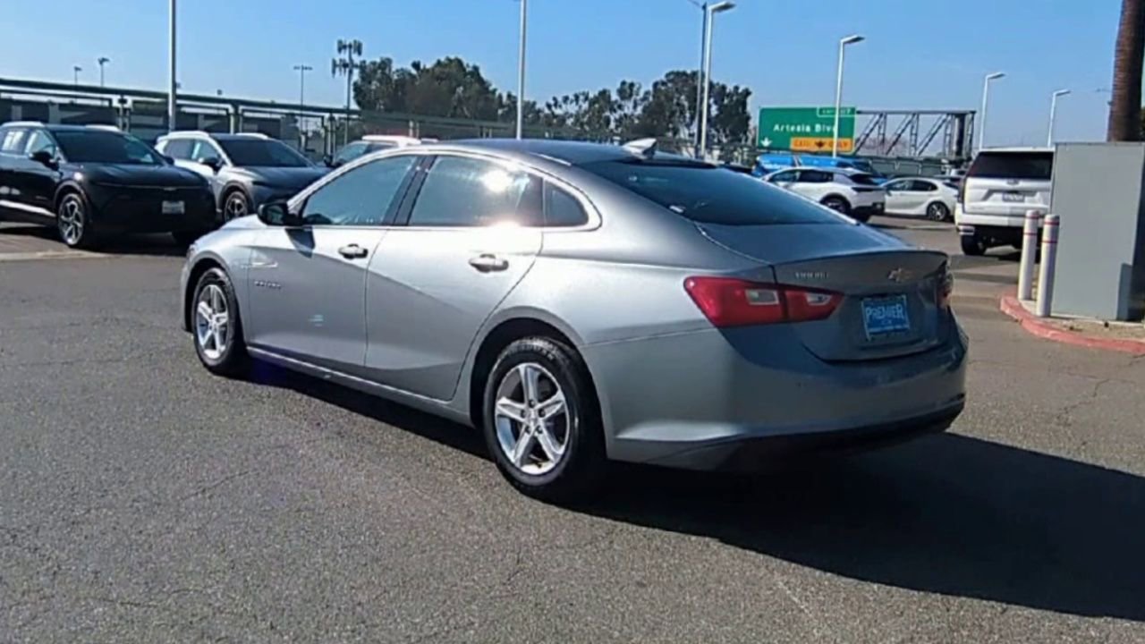 Used 2024 Chevrolet Malibu LT image 6