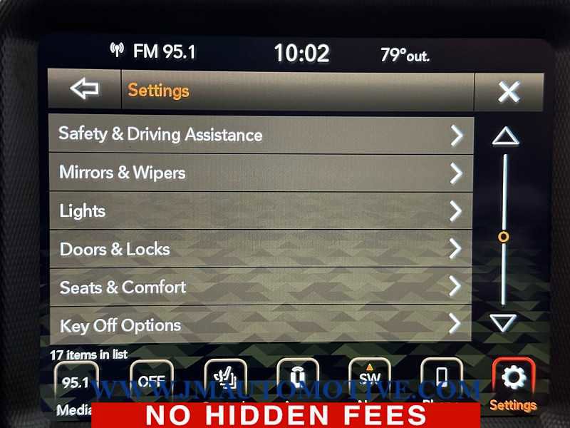 Used 2021 Jeep Gladiator Overland image 30