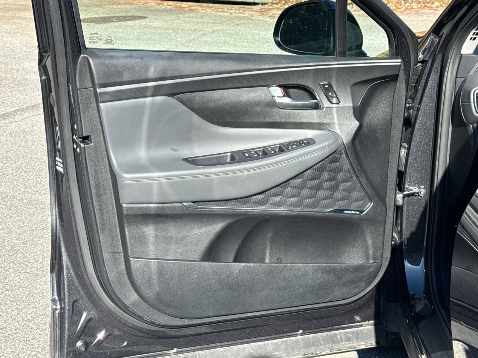 Used 2023 Hyundai Santa Fe Limited image 10