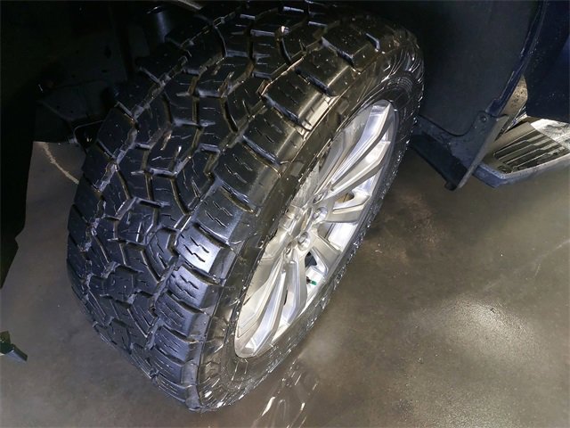 Used 2020 Chevrolet Silverado 1500 High Country image 31