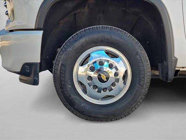 Used 2021 Chevrolet Silverado 3500 High Country AWD/4WD image 23