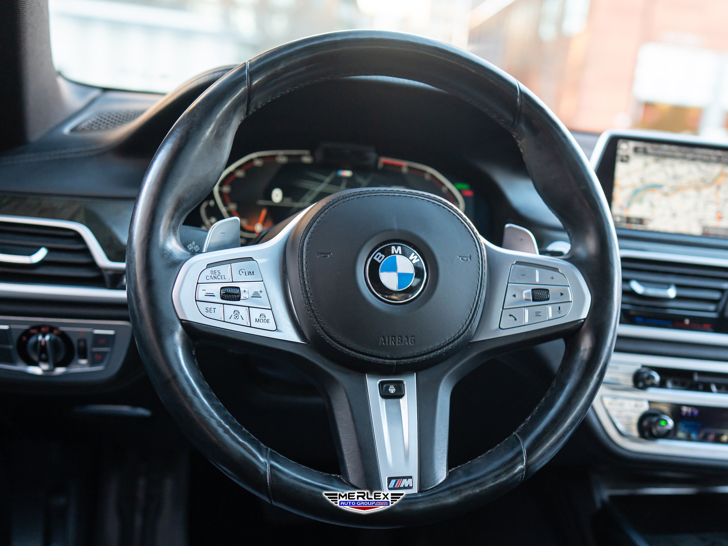 Used 2020 BMW 750i xDrive w/ Executive Package AWD/4WD image 24