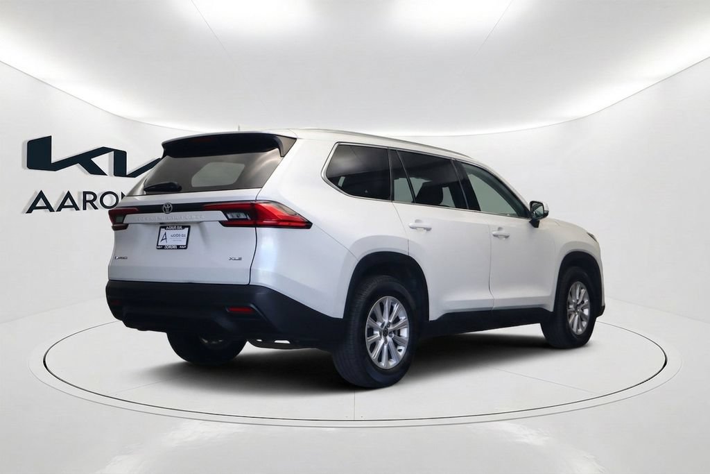 Used 2024 Toyota Grand Highlander AWD Hybrid image 4