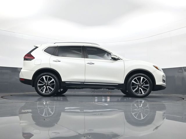 Used 2019 Nissan Rogue SL w/ Premium Package AWD/4WD image 24