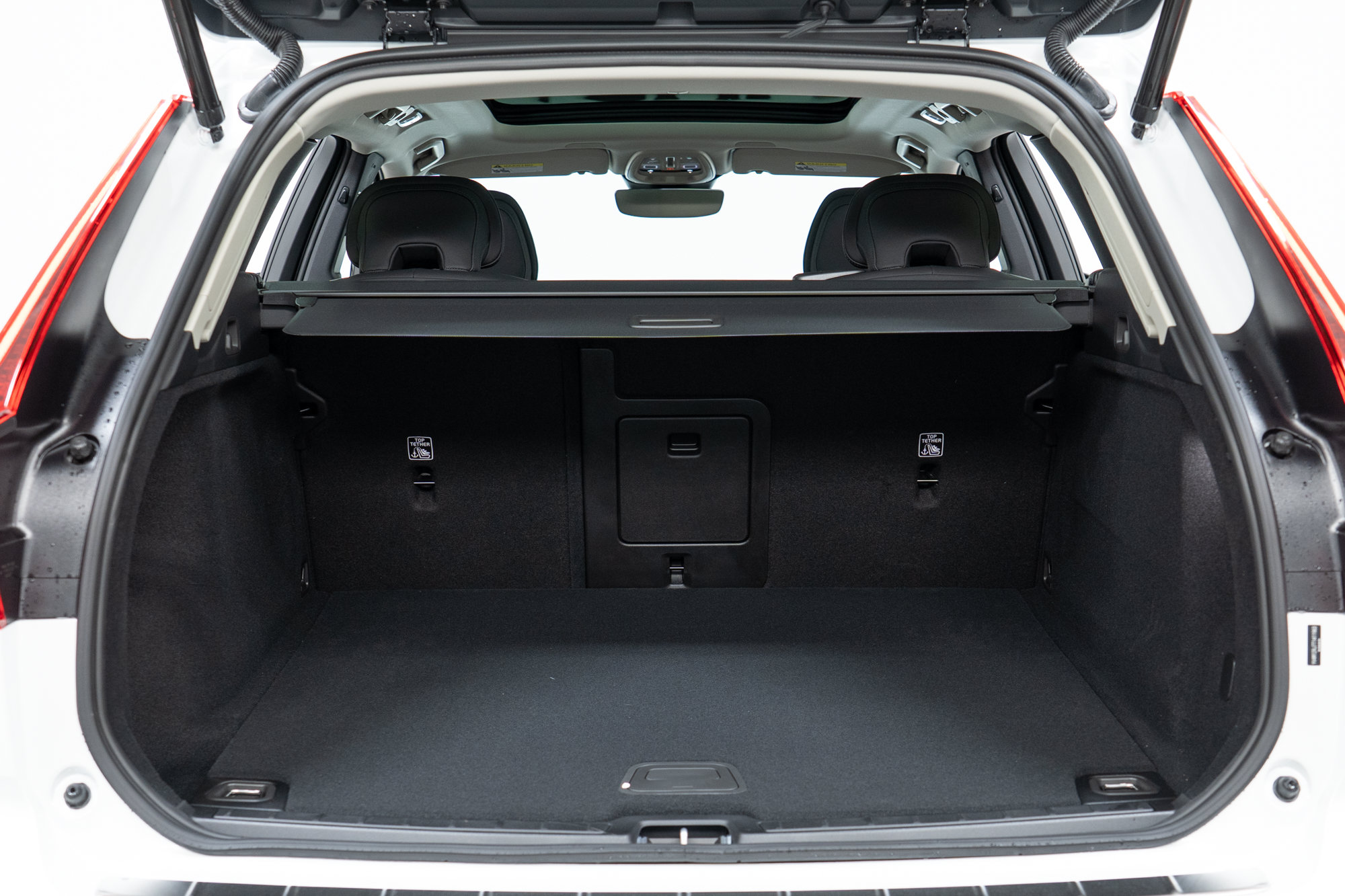 New 2026 Volvo XC60 B5 Core w/ Climate Package AWD/4WD image 10