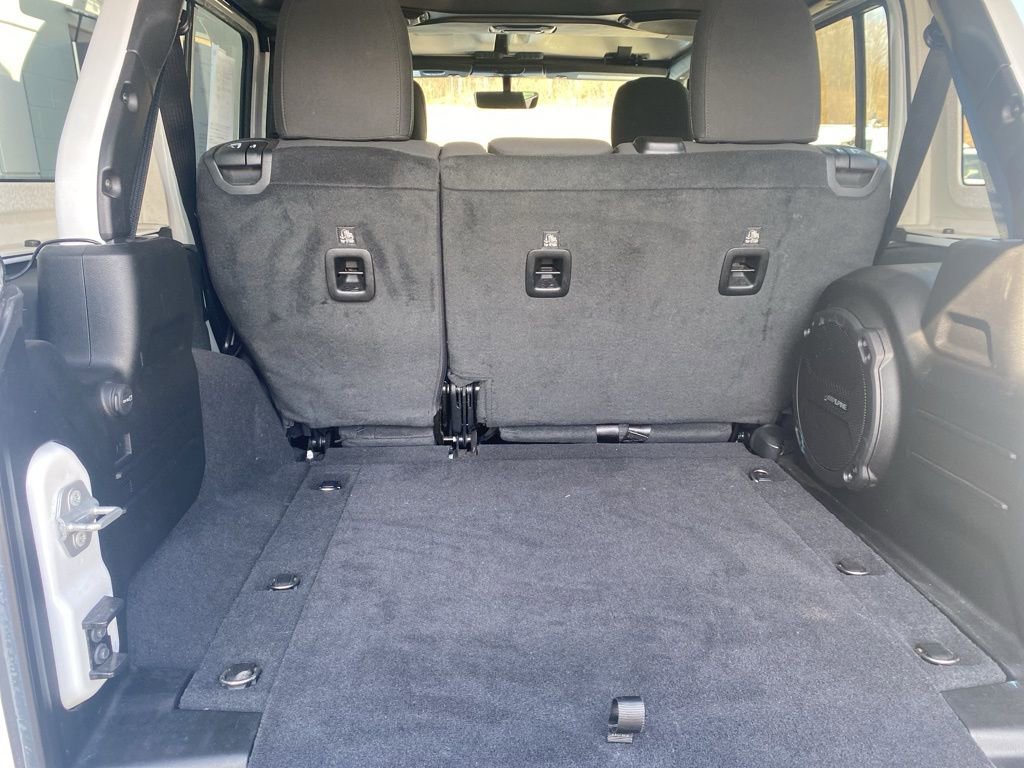 Certified 2020 Jeep Wrangler Unlimited Sahara image 15