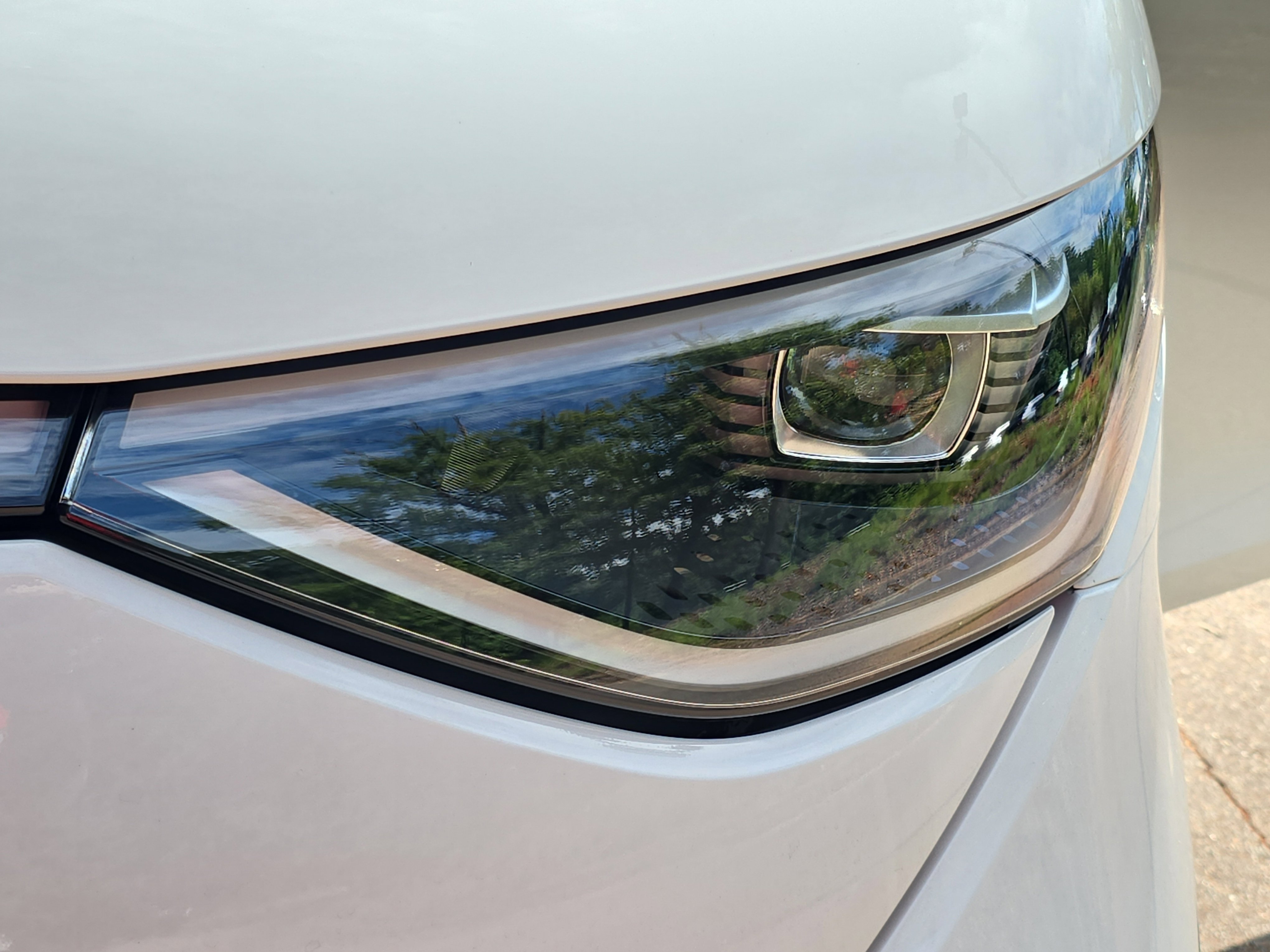 New 2025 Volkswagen ID. Buzz Pro S image 32