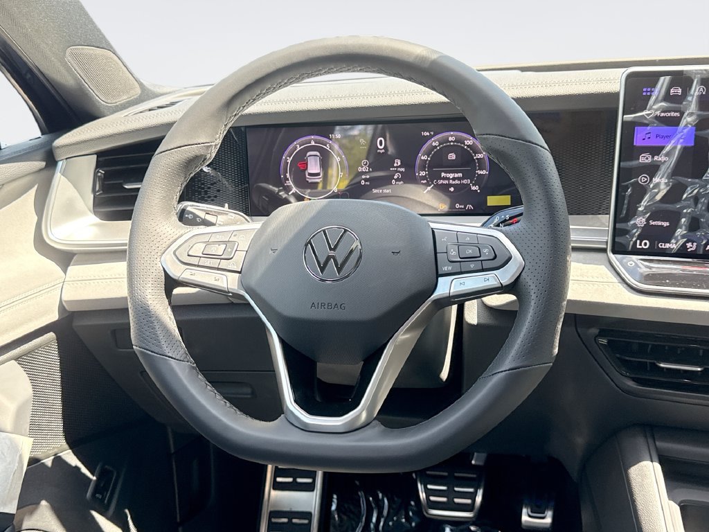 New 2026 Volkswagen Tiguan SE R-Line AWD/4WD image 11