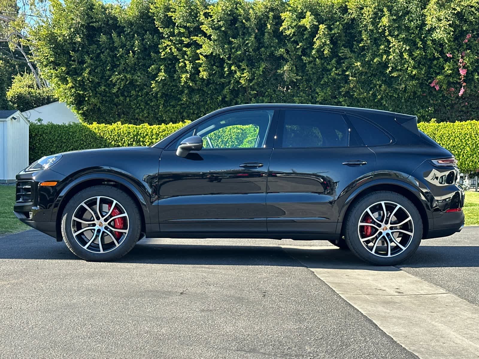 New 2026 Porsche Cayenne S AWD/4WD image 2