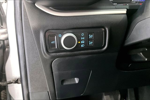 Used 2022 Ford Explorer XLT AWD/4WD image 39