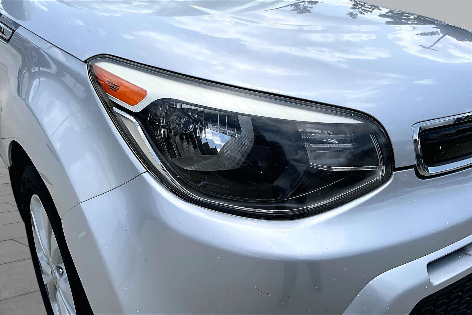 Used 2016 Kia Soul ! FWD image 26