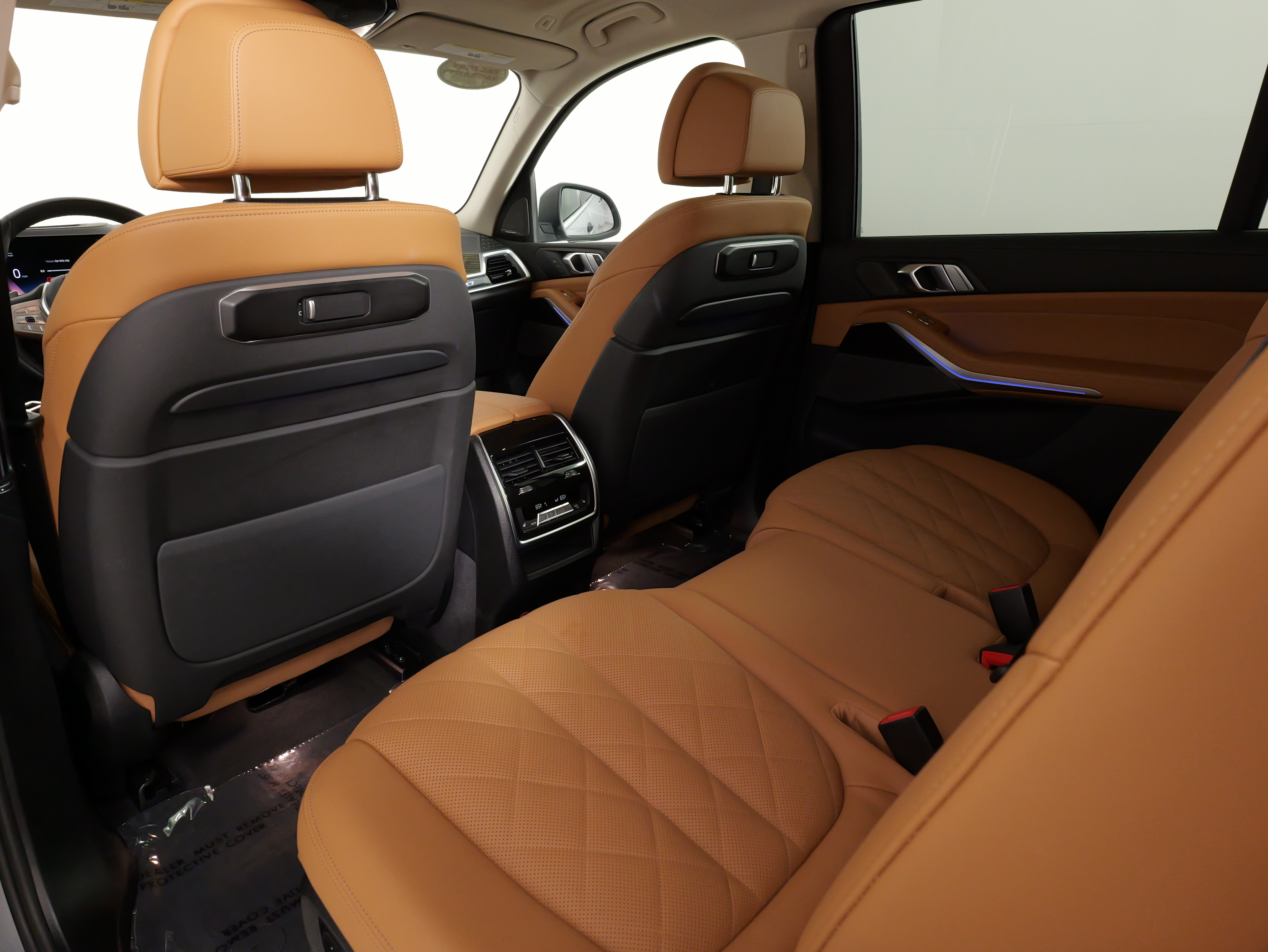 Used 2025 BMW X7 xDrive40i w/ Premium Package AWD/4WD image 33