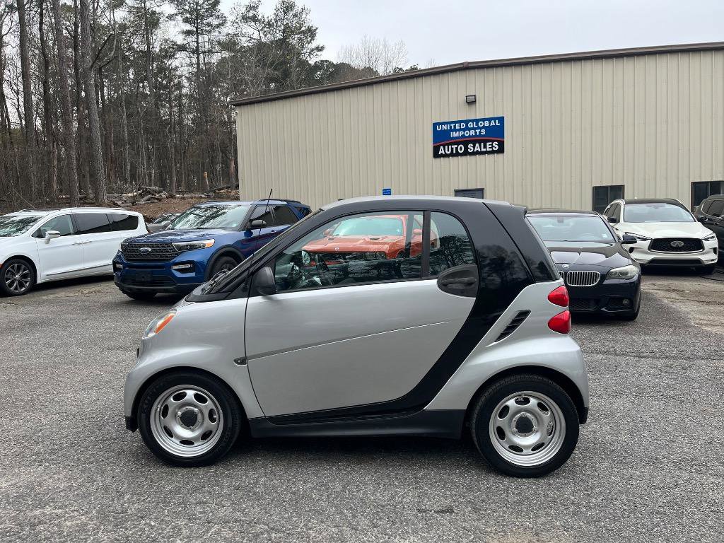 Used 2013 smart fortwo passion image 4