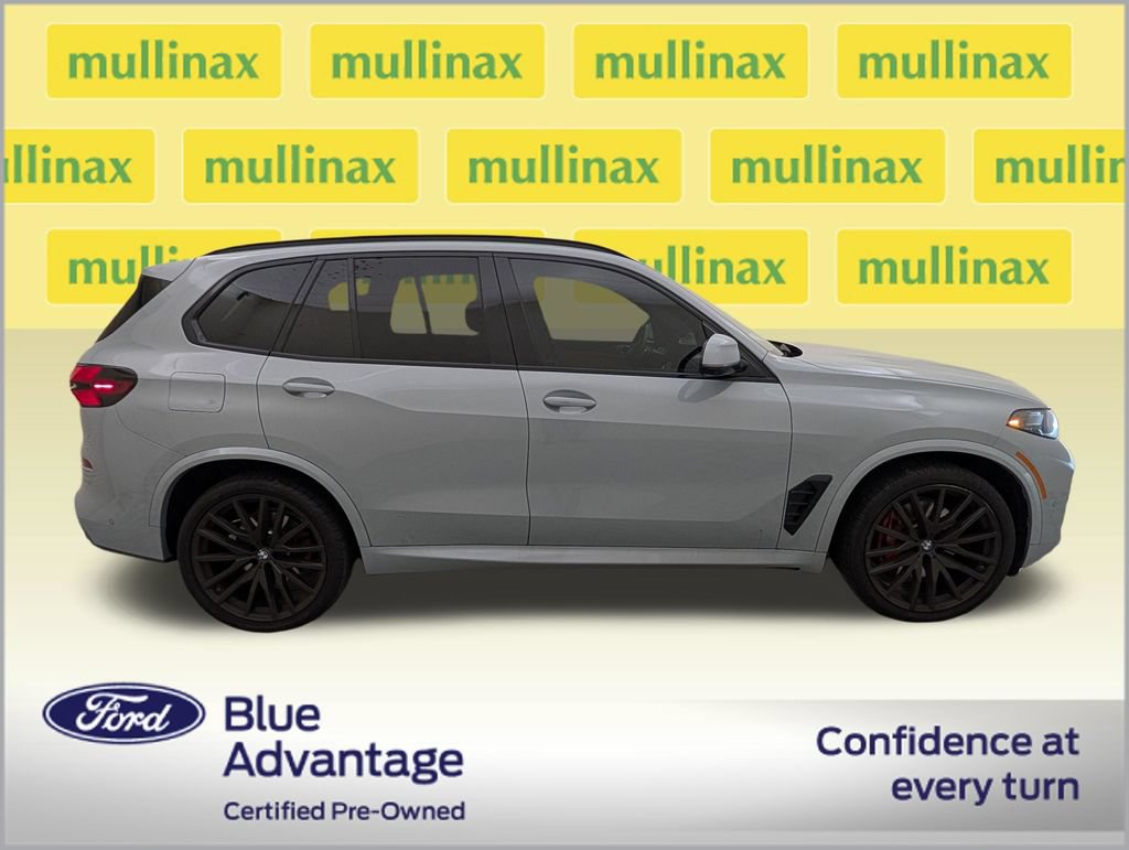 Used 2024 BMW X5 xDrive40i w/ Executive Package AWD/4WD image 2