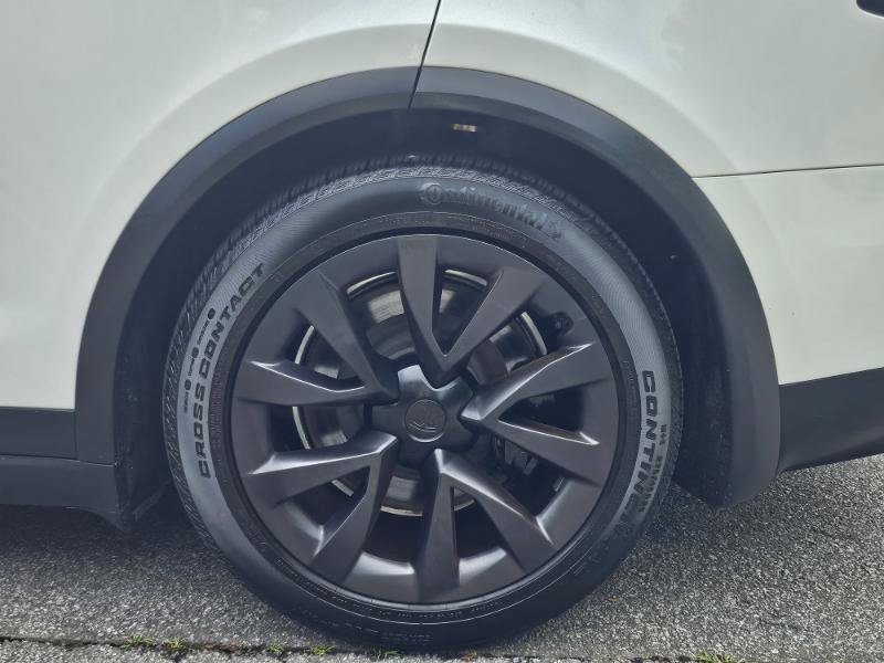Used 2023 Tesla Model X AWD/4WD image 19