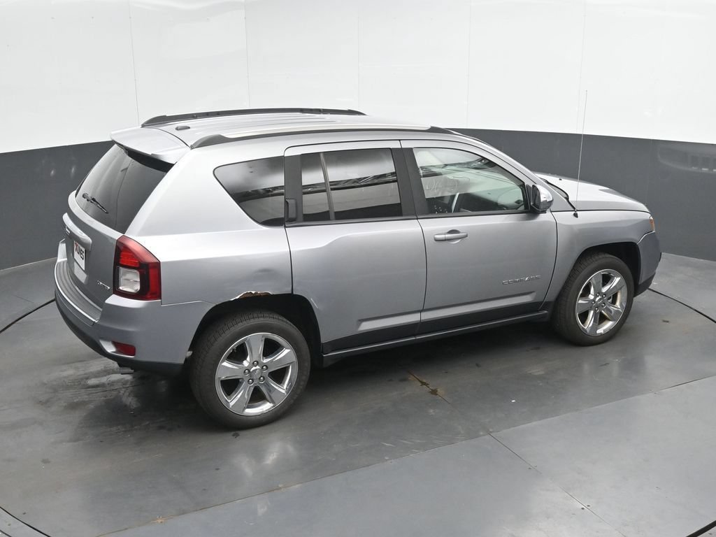 Used 2015 Jeep Compass Limited AWD/4WD image 23