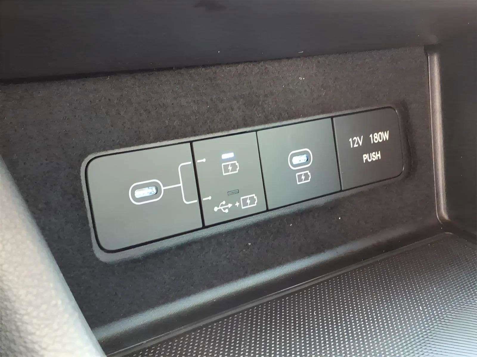 Certified 2025 Hyundai Sonata SE image 19