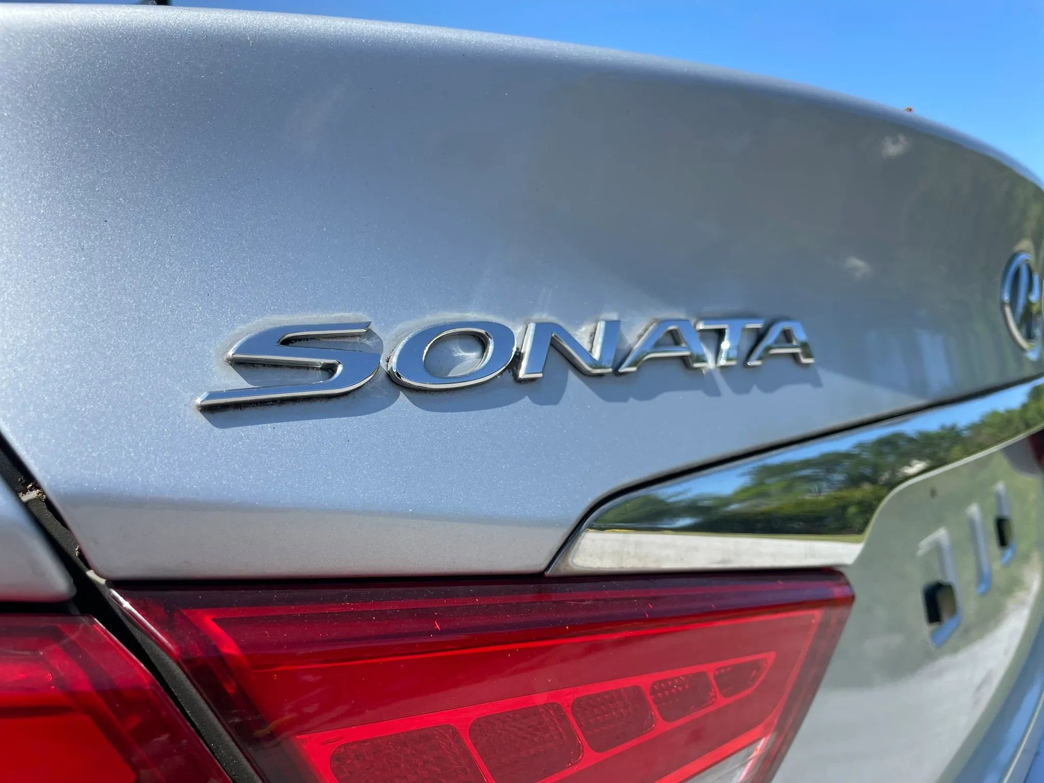 Used 2014 Hyundai Sonata Limited w/ Technology Package 05 FWD image 13