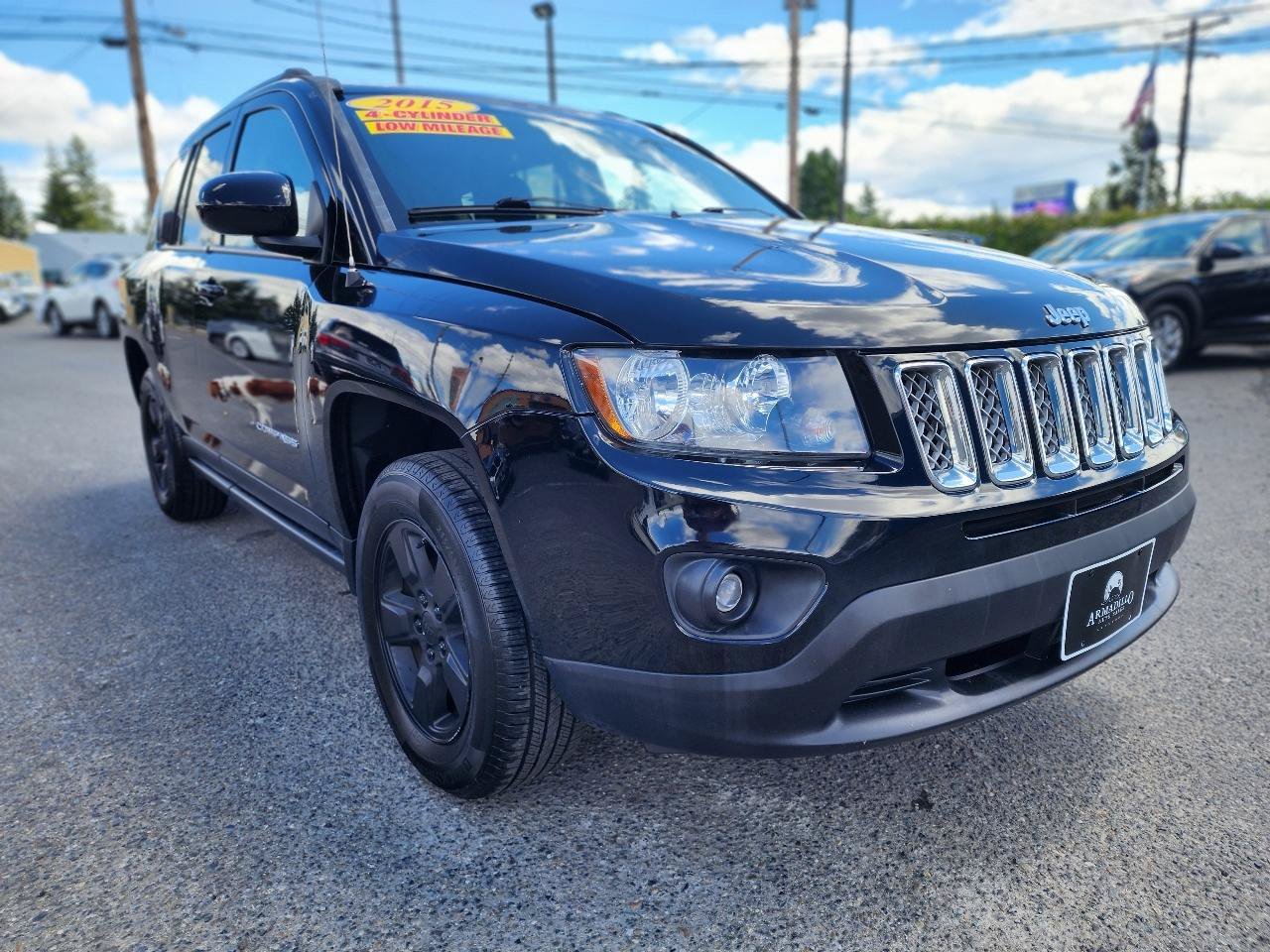 Used 2015 Jeep Compass Latitude FWD image 4