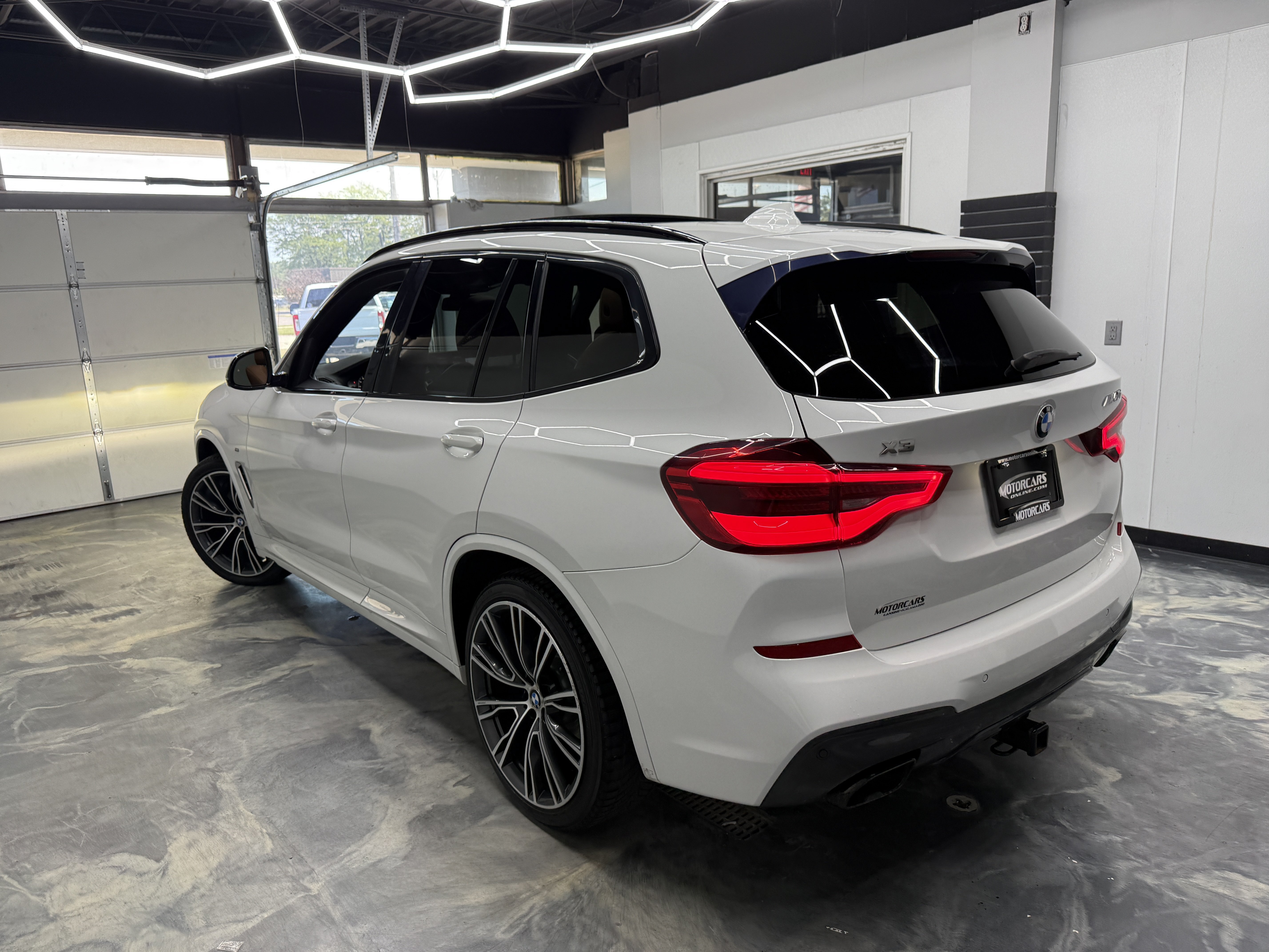 Used 2018 BMW X3 M40i AWD/4WD image 3