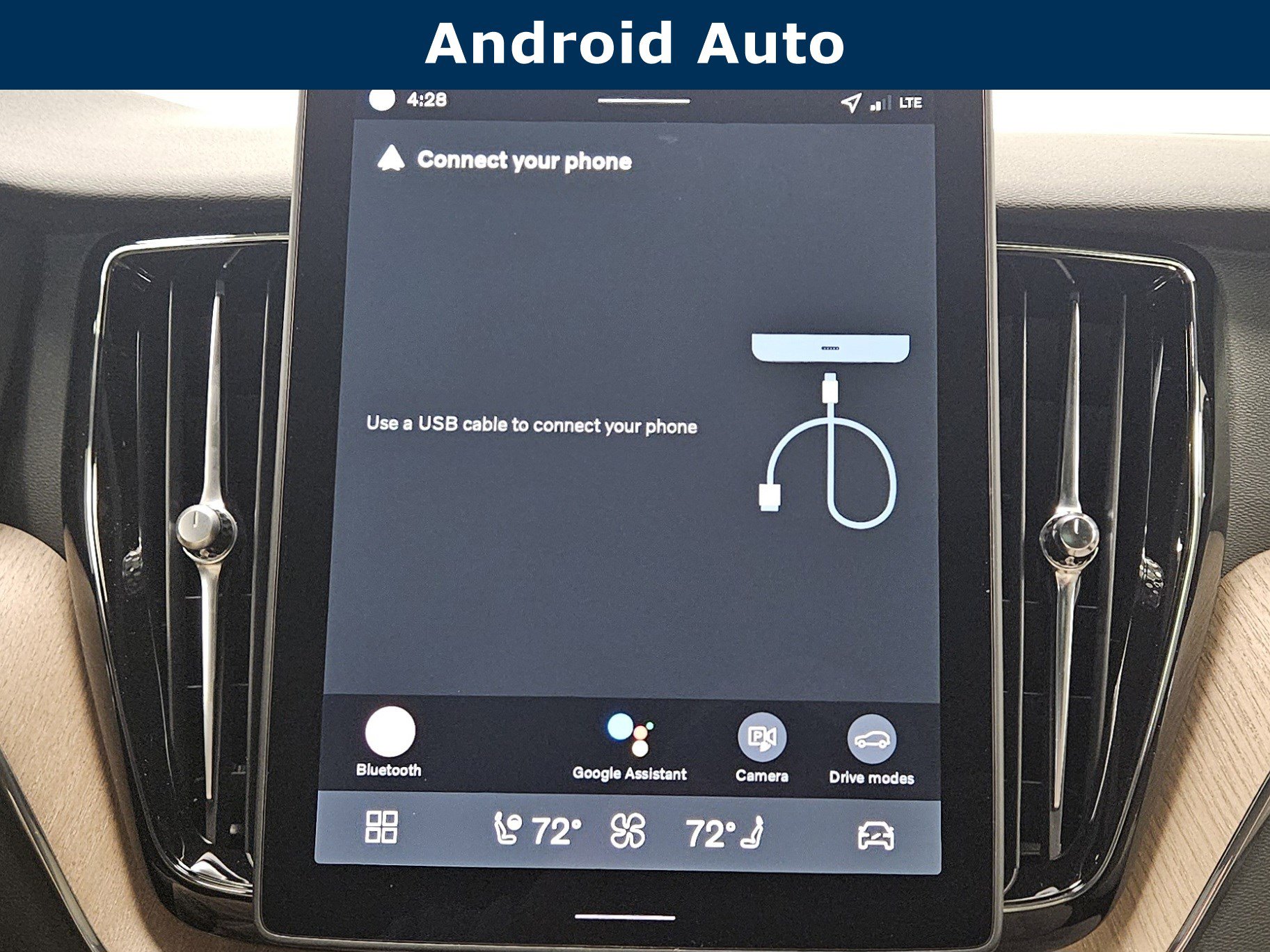 New 2026 Volvo XC60 B5 Plus w/ Climate Package image 23