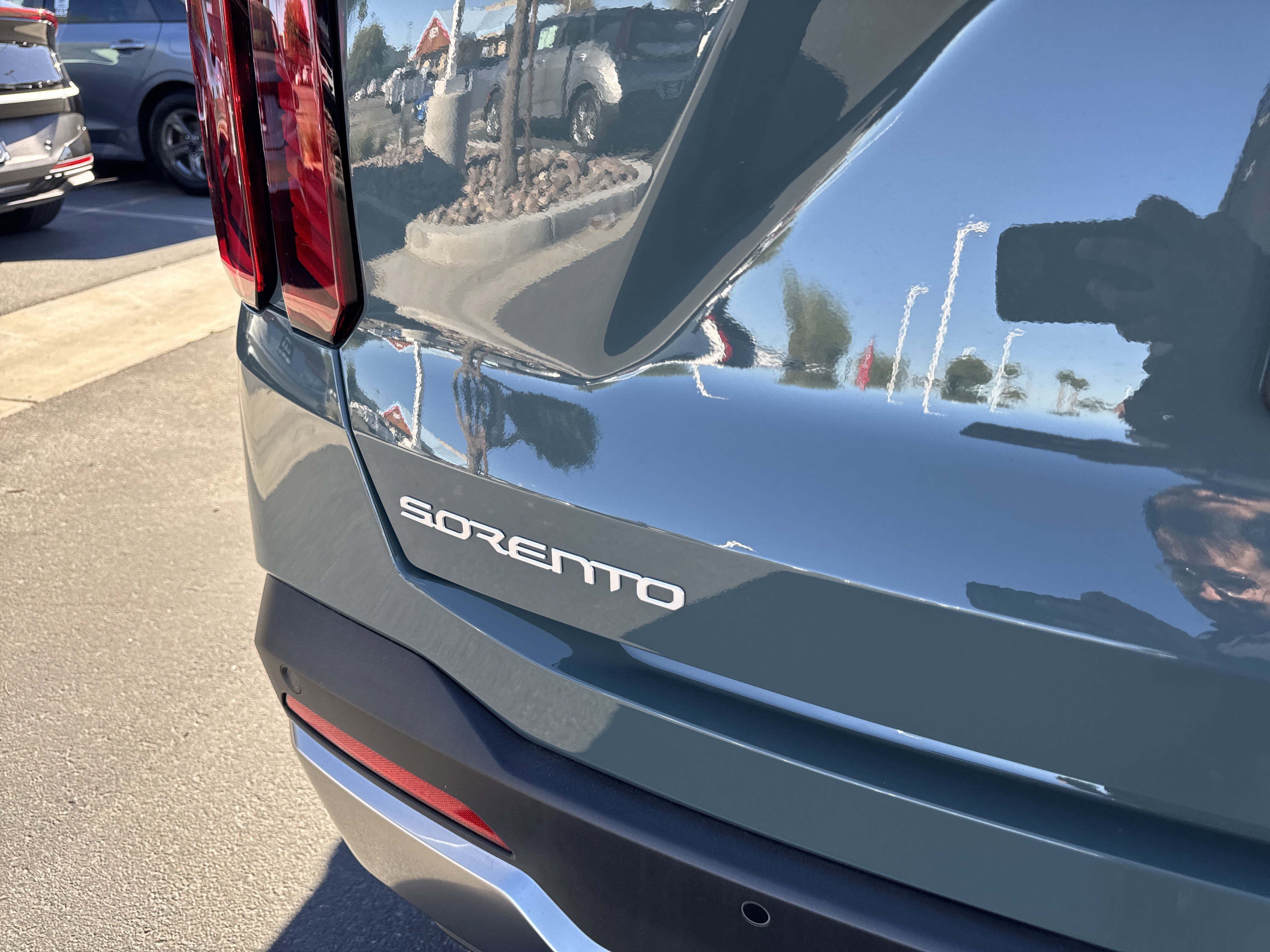 Certified 2025 Kia Sorento SX Prestige image 7