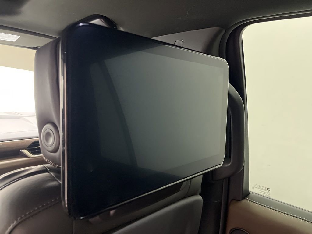 Used 2026 GMC Yukon Denali Ultimate w/ LPO, Floor Liner Package image 11