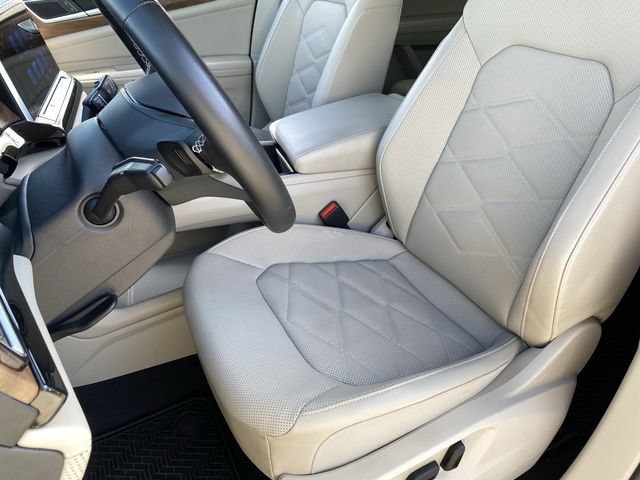 Used 2024 Volkswagen Atlas SE FWD image 19