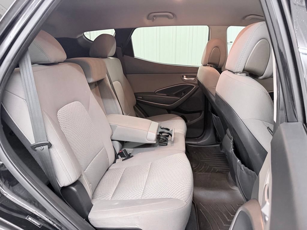 Used 2017 Hyundai Santa Fe Sport FWD image 32