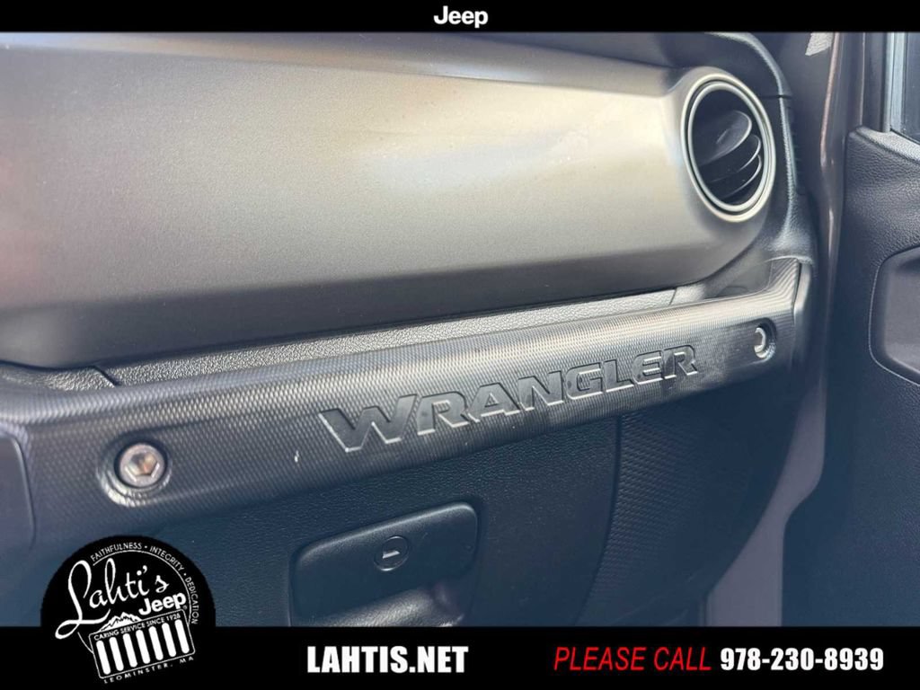 Certified 2020 Jeep Wrangler Unlimited Sport S AWD/4WD image 27