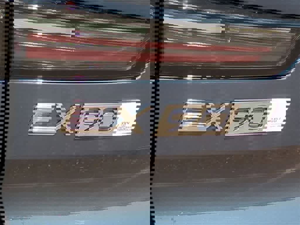 New 2025 Volvo EX90 Ultra w/ Protection Package Premier image 11